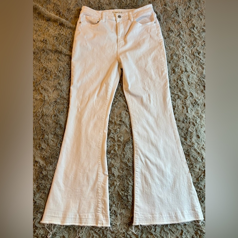 Francesca's Collections White Flare Pants